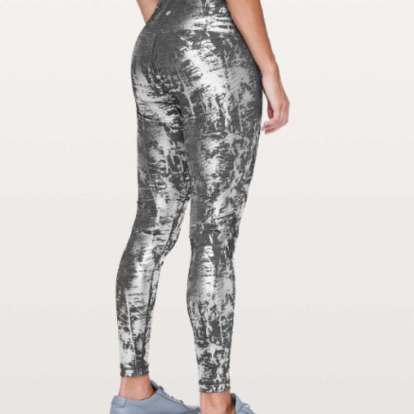 *Rare* Lululemon Wunder Under HR Leggings - Picture 2 of 6